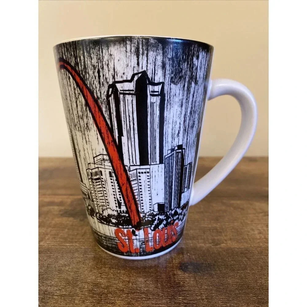 St. Louis Missouri Famous Gateway Arch Skyline Coffee Mug Cup